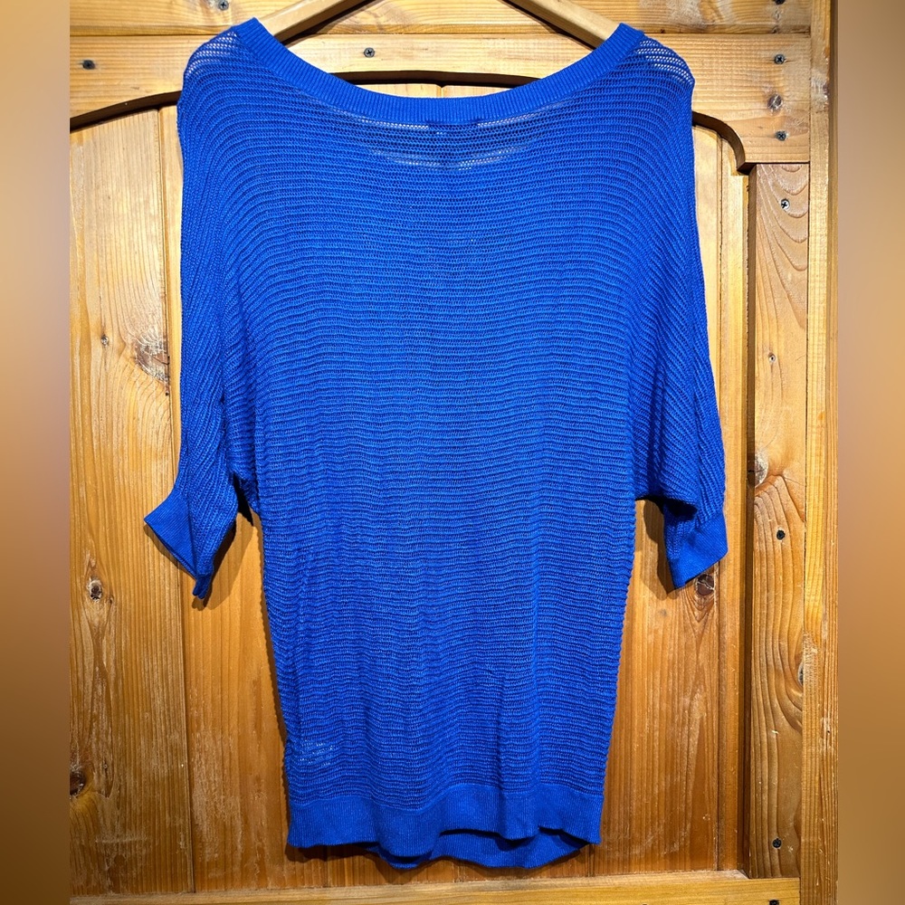 Express Relaxed Fit Cut Out Design Blouse in Bright Blue Women’s Medium - Picture 8 of 9